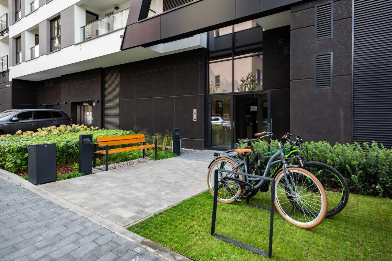 Newburg Apartments Wolska Varsóvia Exterior foto